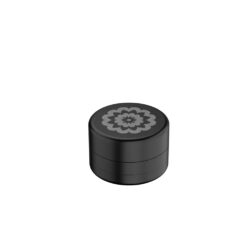 Flower Mill Next-Gen Standard 2.0 Grinder in Schwarz mit 51 mm Durchmesser und innovativer Mahltechnologie.
